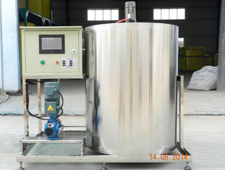 點(diǎn)擊查看詳細(xì)信息<br>標(biāo)題：全自動(dòng)不銹鋼加藥裝置 閱讀次數(shù)：5273