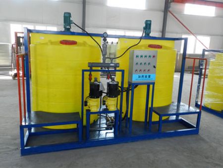 點(diǎn)擊查看詳細(xì)信息<br>標(biāo)題：加藥裝置 閱讀次數(shù)：4563