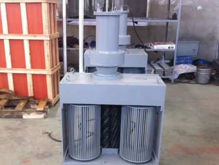 點(diǎn)擊查看詳細(xì)信息<br>標(biāo)題：粉碎性格柵除污機(jī) 閱讀次數(shù)：2419